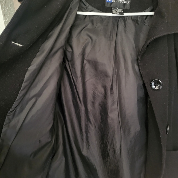 Women's Black Coat - Picture 3 of 3